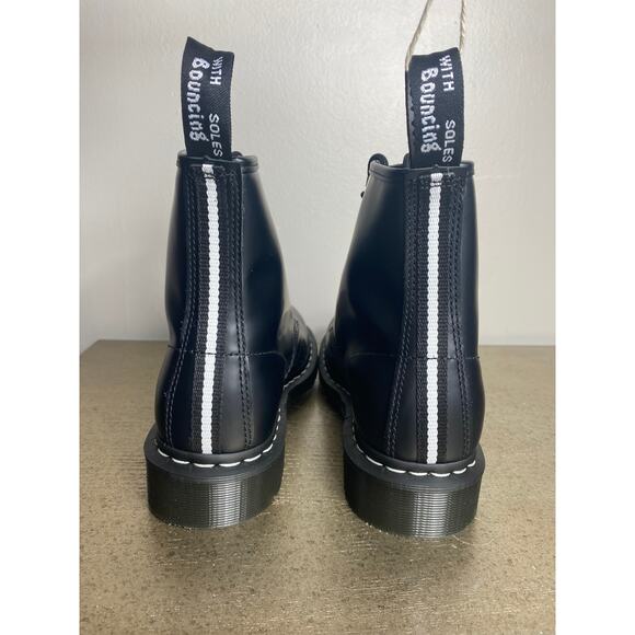 NWT DR MARTENS BOOTS 9 BLACK LEATHER SMOOTH 1460 LACE UP WHITE FAIRY GRUNGE GOTH - Picture 8 of 15